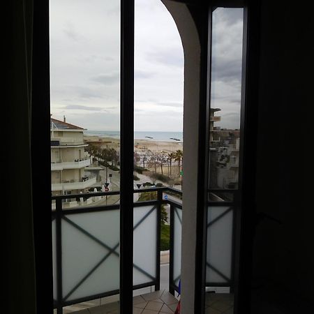 Gabbiano Apartments 里米尼 外观 照片