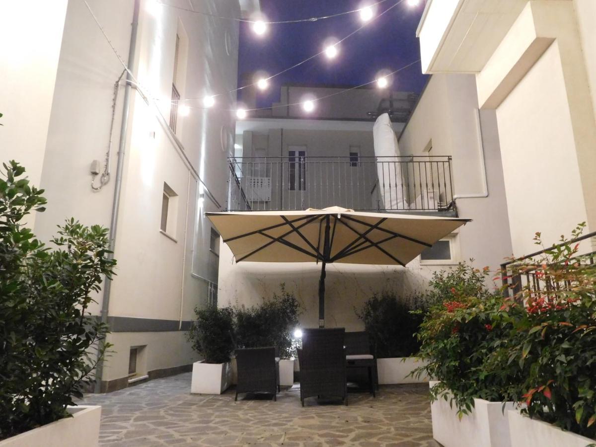 Gabbiano Apartments 里米尼 外观 照片